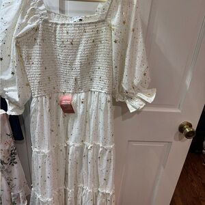 Ivy City Co White Maxi Dress with Gold Stars